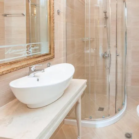 Appart hôtel Stylish Apartment In Harmony Grand Resort Sunny Beach With Pool & Balcony