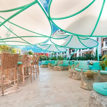 Stylish Apartment In Harmony Grand Resort Sunny Beach With Pool & Balcony Appart hôtel Slantchev Briag