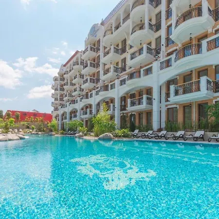 Appart hôtel Stylish Apartment In Harmony Grand Resort Sunny Beach With Pool & Balcony *