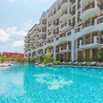 Ξενοδοχείο με διαμερίσματα Stylish Apartment In Harmony Grand Resort Sunny Beach With Pool & Balcony *